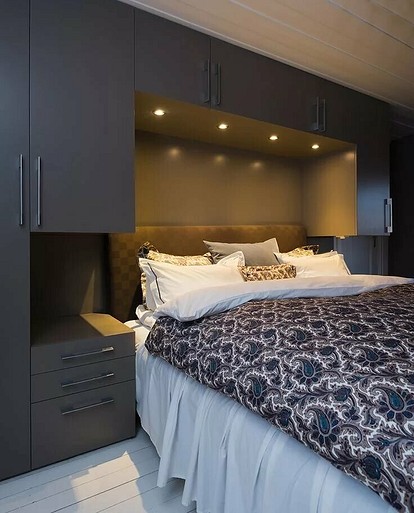 Дизайн спальни с нишей для шкафа