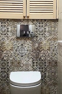 Непростая керамика: 60 дизайн-идей использования плитки в туалете