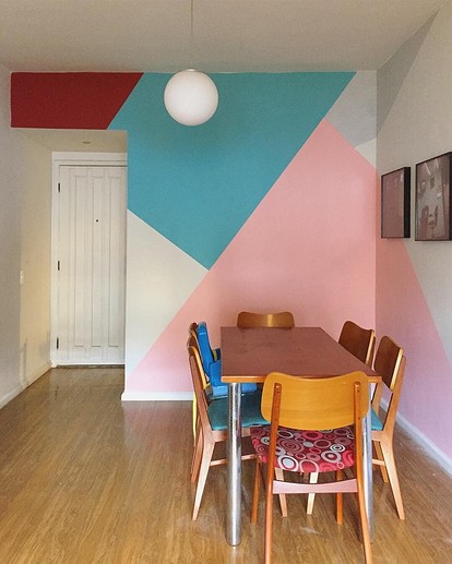 Особенности покраски стен в дизайне интерьера