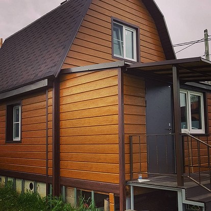Стоит ли снаружи утеплять деревянный дом?