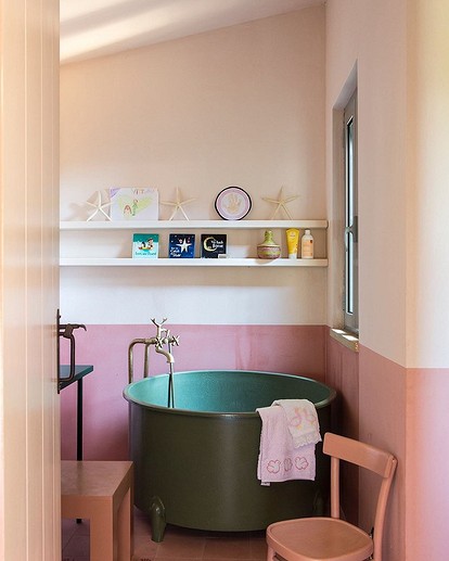 Лучшие идеи комбинирования для розовой ванной