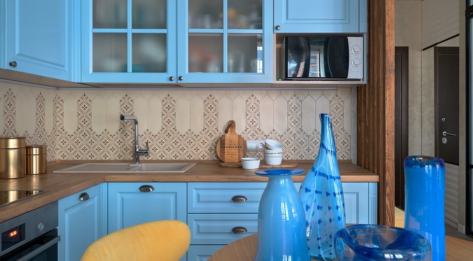 Интерьер голубой кухни – фото, правила сочетания с другими цветами