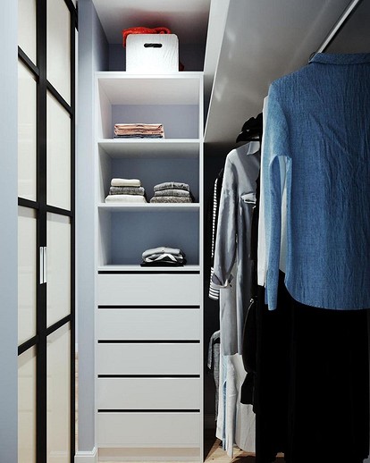 Как сделать гардеробную в маленькой комнате: 12 нюансов