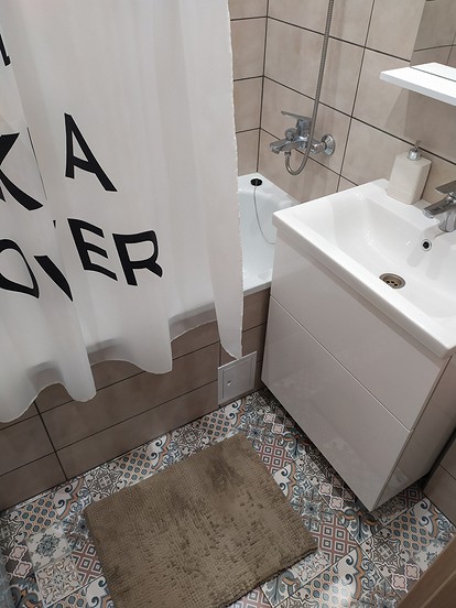 Как выбрать коврик для ванной: фото лучших моделей и особенности дизайна туалетной комнаты