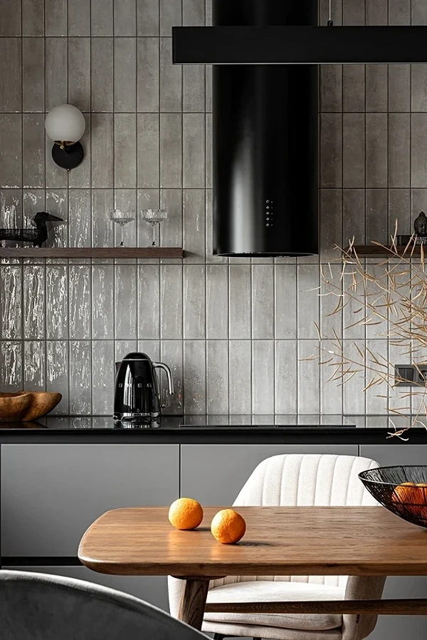 Черно-белая кухня: фото примеры реальных интерьеров кухни