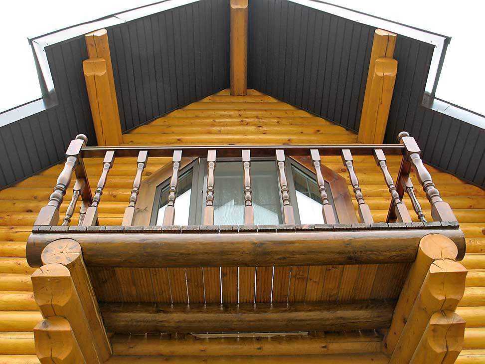 Балкон деревянный дизайн